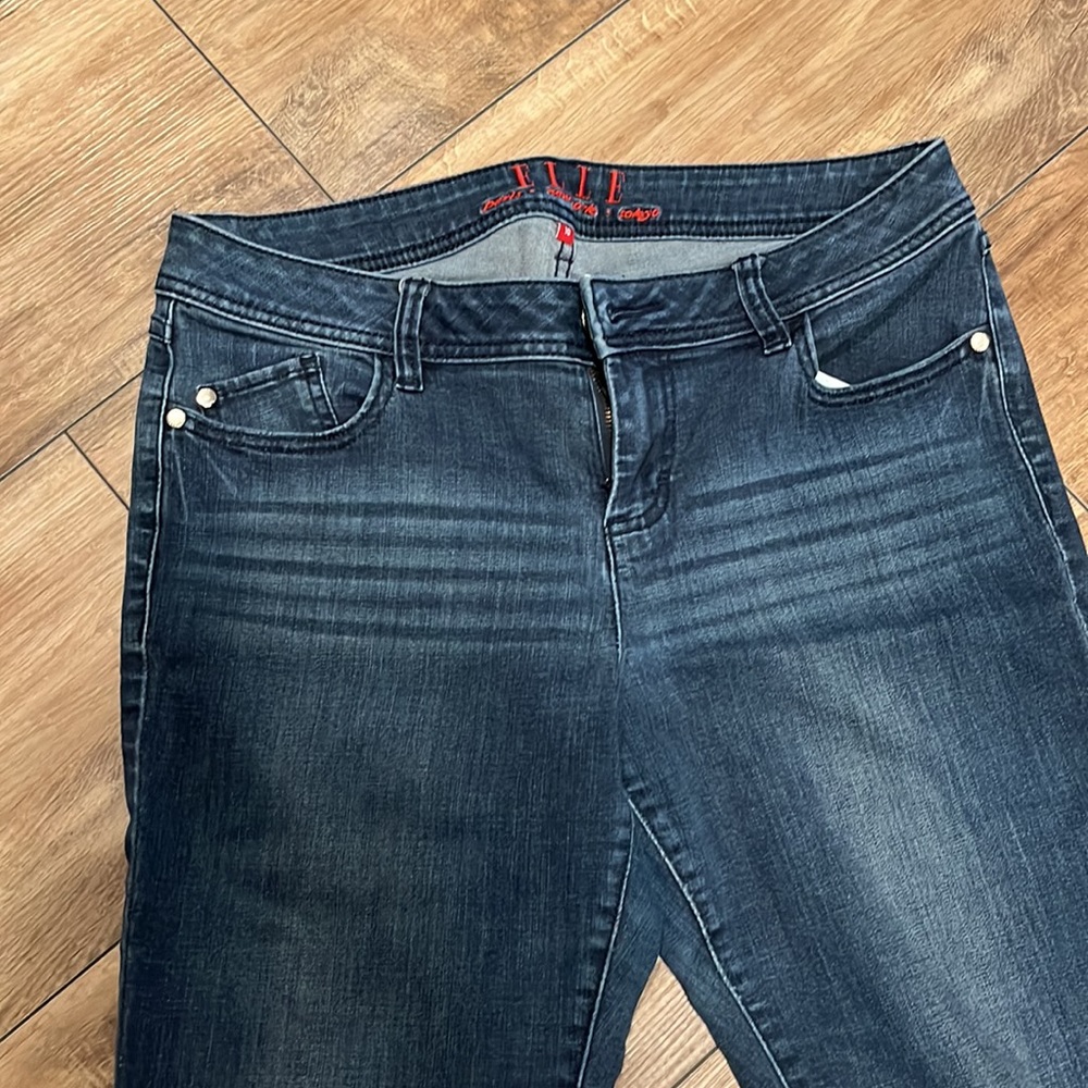 Jeans - Picture 2 of 5